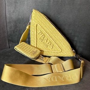 AUTHENTIC Prada Raffia Triangle handbag citron green